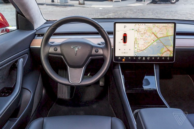 Problems With Tesla Autopilot In 765,000 American Vehicles Scanned After A Series Of Accidents