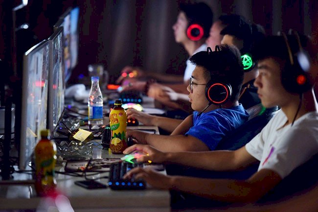 China Limit  Online Games To 3 Hours A Week For Under -18 To Reduce Addiction
